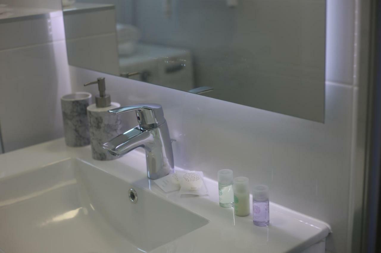 Mar Adentro Makarska Apartman Kültér fotó